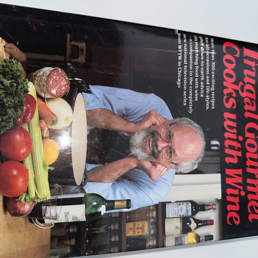 #34 FRUGAL GOURMET COOKS WITH WINE  HARD COVER COPY RIGHT 1986